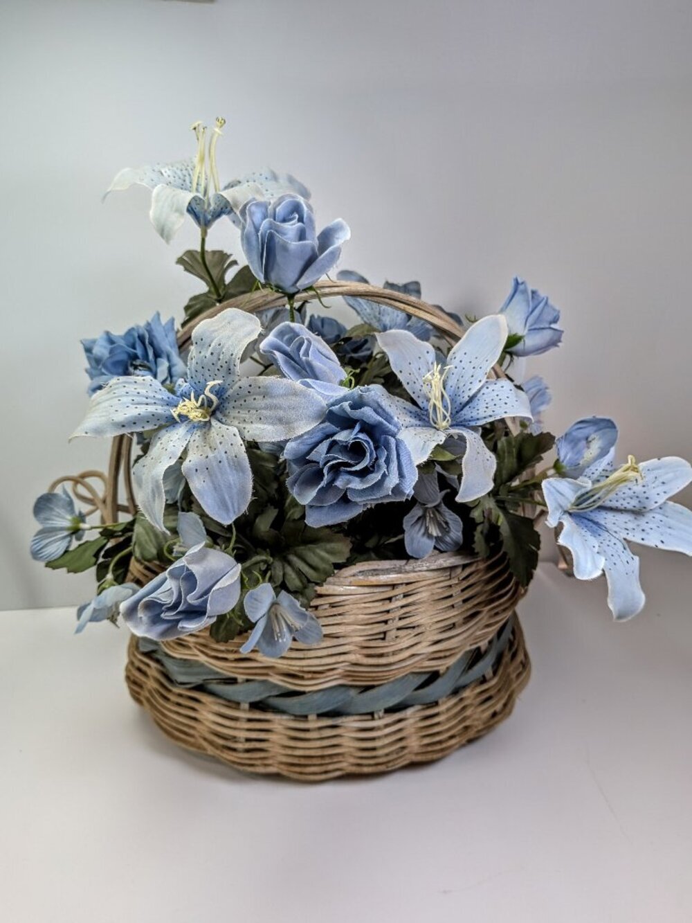 Coastal Grandma Vintage 1980s Wicker Floral Basket Driftwood Blue Lilies 13”
